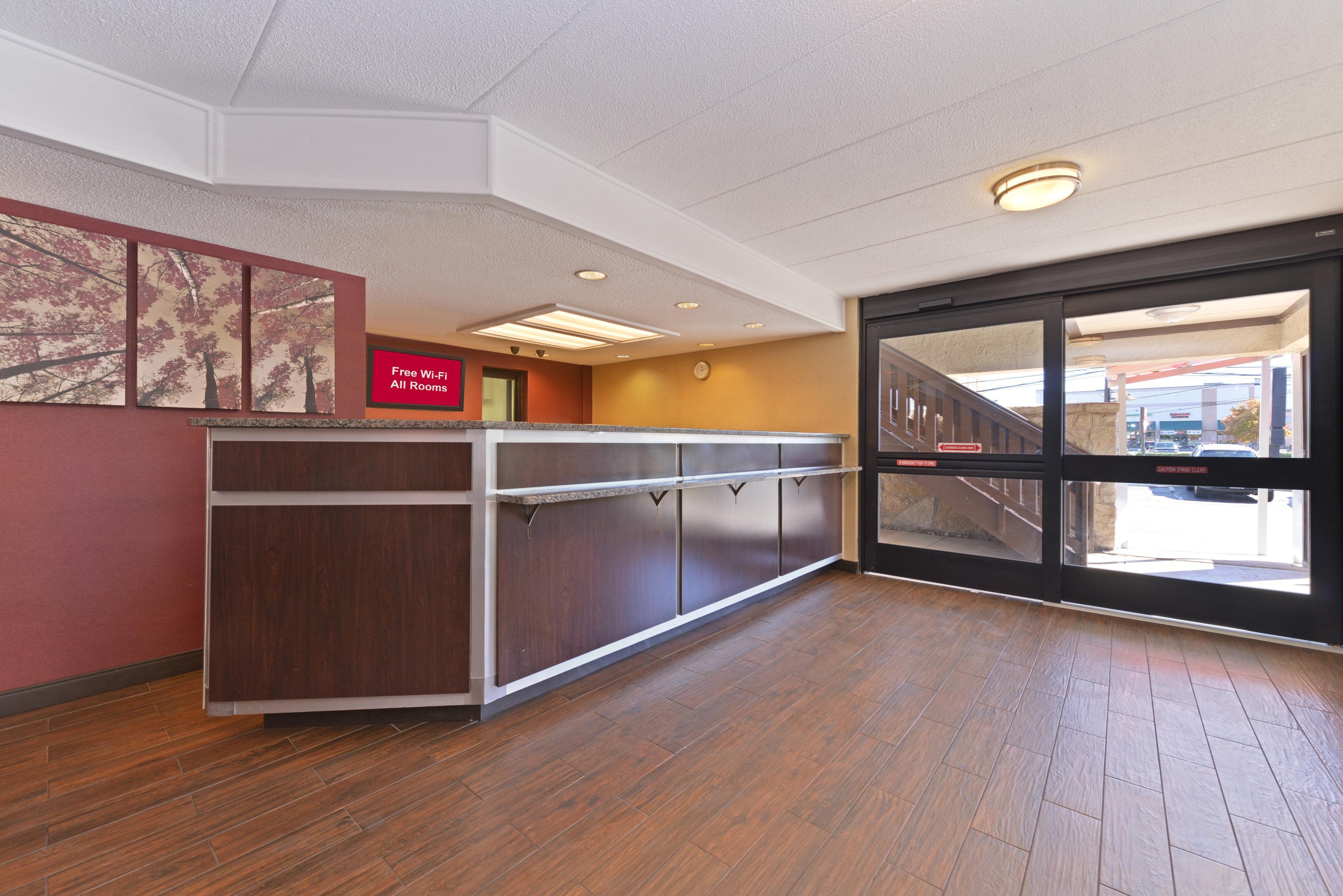 Red Roof Plus+ - Meadowlands Secaucus