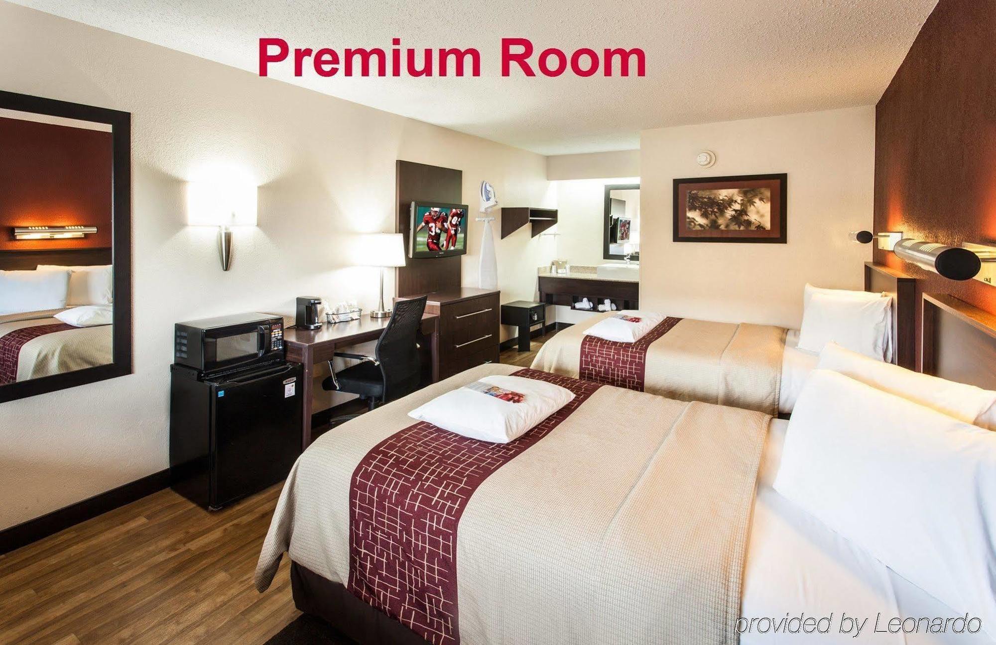 Hotel Red Roof Plus+ - Meadowlands 3*