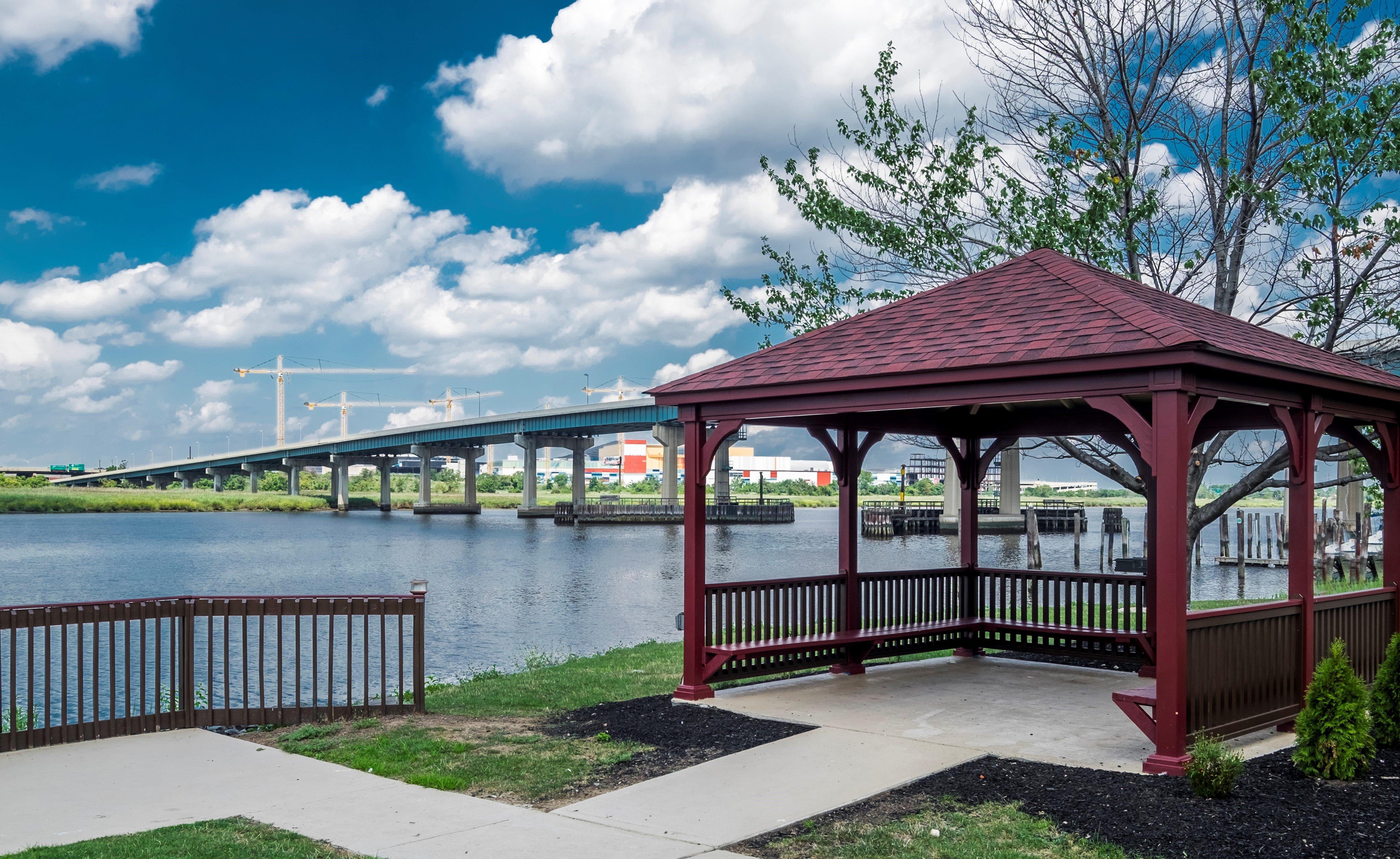 Red Roof Plus+ - Meadowlands Secaucus